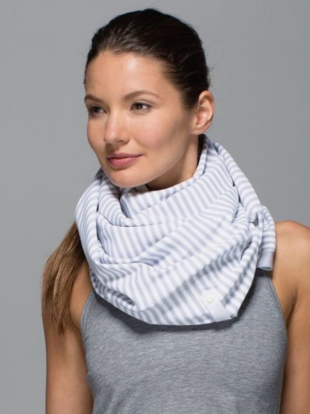 EUC lululemon Vinyasa Light Gray Scarf